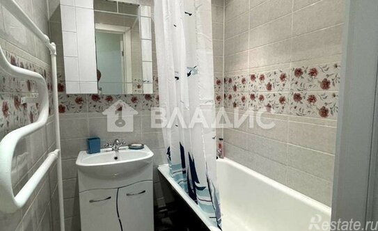 Продажа 2-комн квартиры на вторичном рынке Институтский проспект,  д. 4 к1