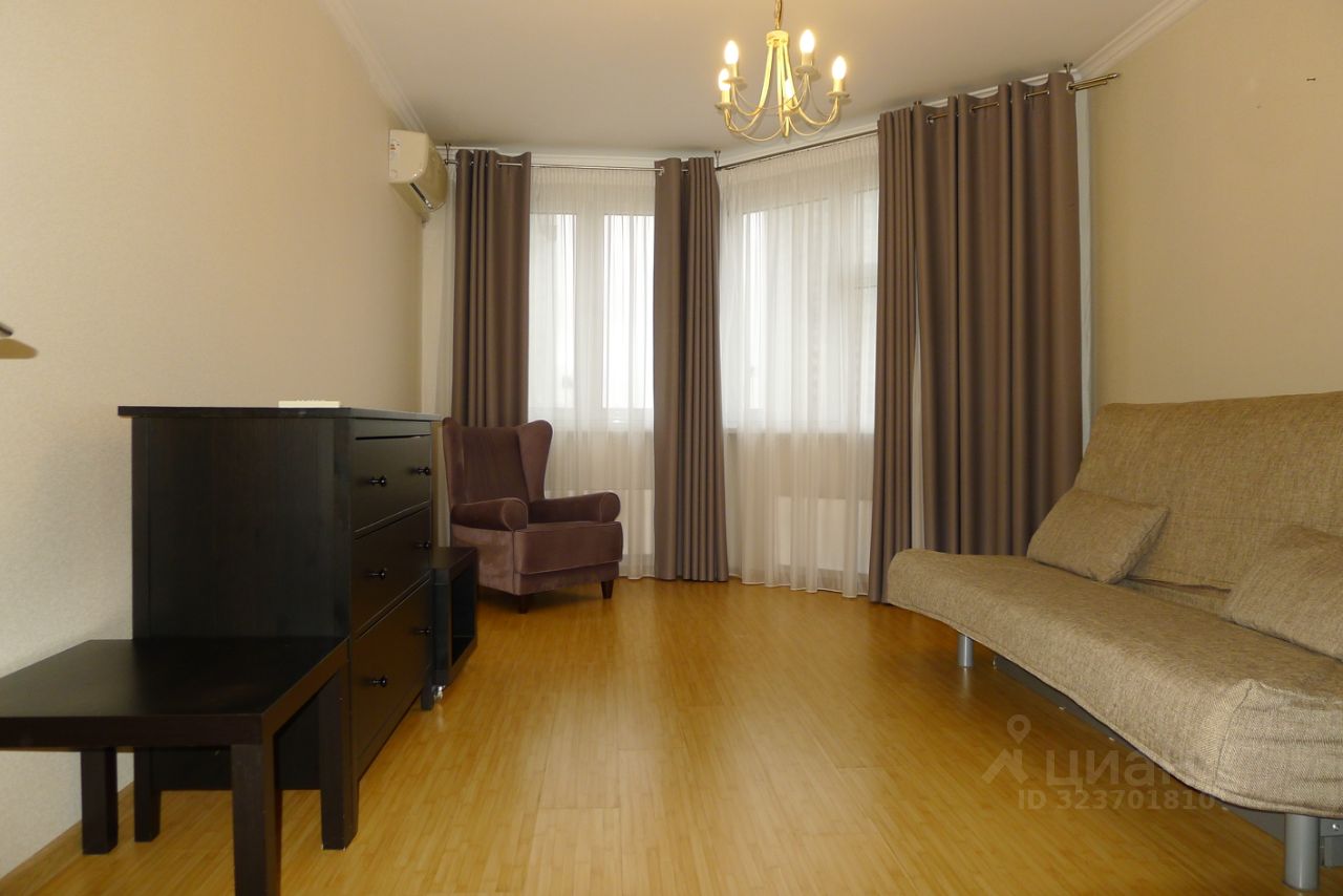 Аренда 1-комн квартиры на вторичном рынке Большая Очаковская улица, 5