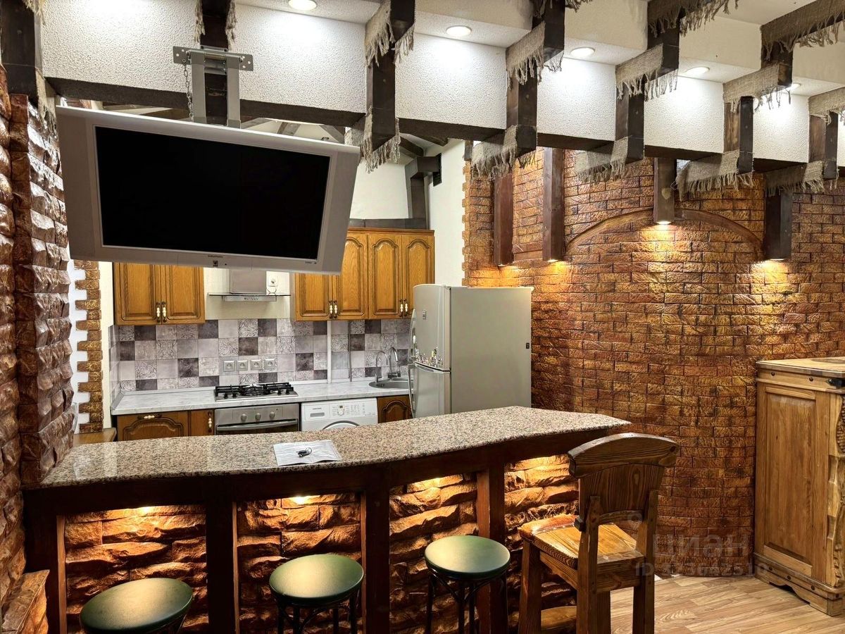 Продажа 3-комн квартиры на вторичном рынке проспект Мира, 108