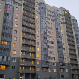 Продажа 1-комн квартиры на вторичном рынке улица Маршала Казакова,  д. 68 к1