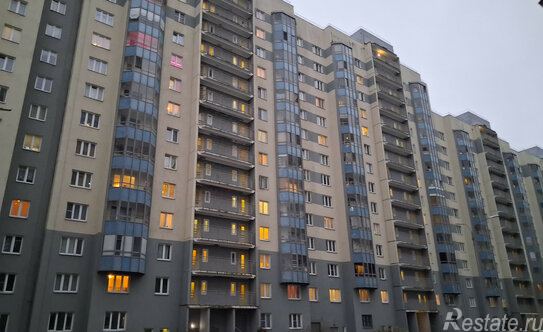 Продажа 1-комн квартиры на вторичном рынке улица Маршала Казакова,  д. 68 к1