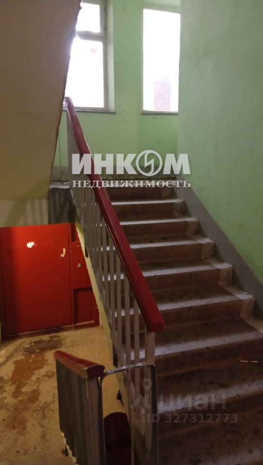 Продажа 2-комн квартиры на вторичном рынке Подольск, Курская улица, 4