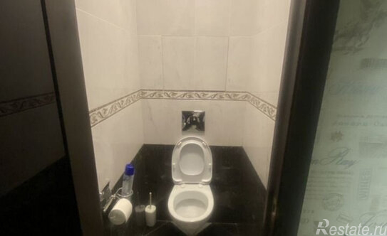 Продажа 2-комн квартиры на вторичном рынке Московский г, Бианки ул,  д. 8 к2