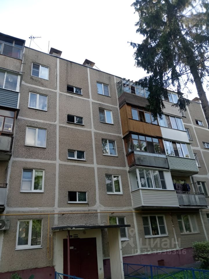 Продажа 2-комн квартиры на вторичном рынке Барыбино мкр, улица Агрохимиков, 4