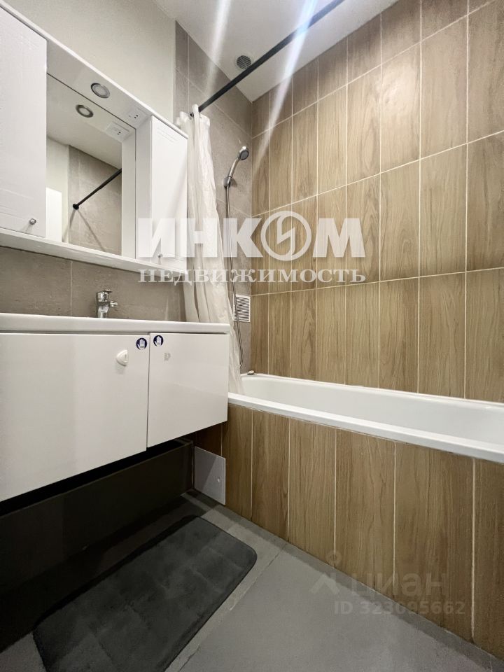 Продажа 1-комн квартиры на вторичном рынке улица Медовая Долина, 3к1