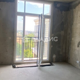 Продажа 4-комн квартиры на вторичном рынке ул Выборгская,  д. 4