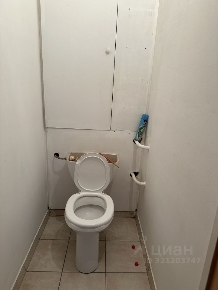 Продажа 1-комн квартиры на вторичном рынке Беловежская улица, 83