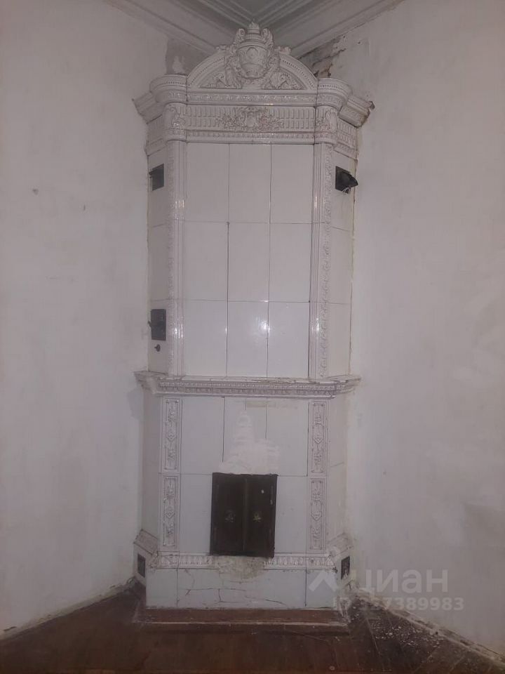Продажа 6-комн квартиры на вторичном рынке Кирочная улица, 32-34
