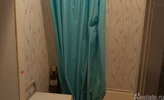 Продажа 2-комн квартиры на вторичном рынке Домодедово г, Авиационный мкр, Королева ул,  д. 4