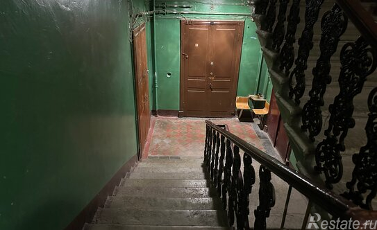 Продажа 3-комн квартиры на вторичном рынке Разночинная Б. ул,  д. 23