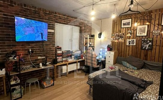 Продажа 1-комн квартиры на вторичном рынке Петергофское ш,  д. 84,  к. 11