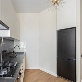 Продажа 3-комн квартиры на вторичном рынке ул Онежская,  д. 9/4,  к. А