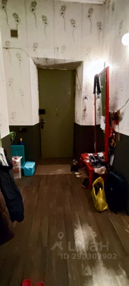 Продажа 3-комн квартиры на вторичном рынке Невский проспект, 18
