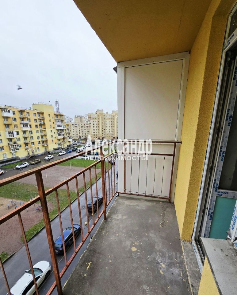 Продажа 1-комн квартиры на вторичном рынке пос. Шушары, Ленсоветовский тер., 23