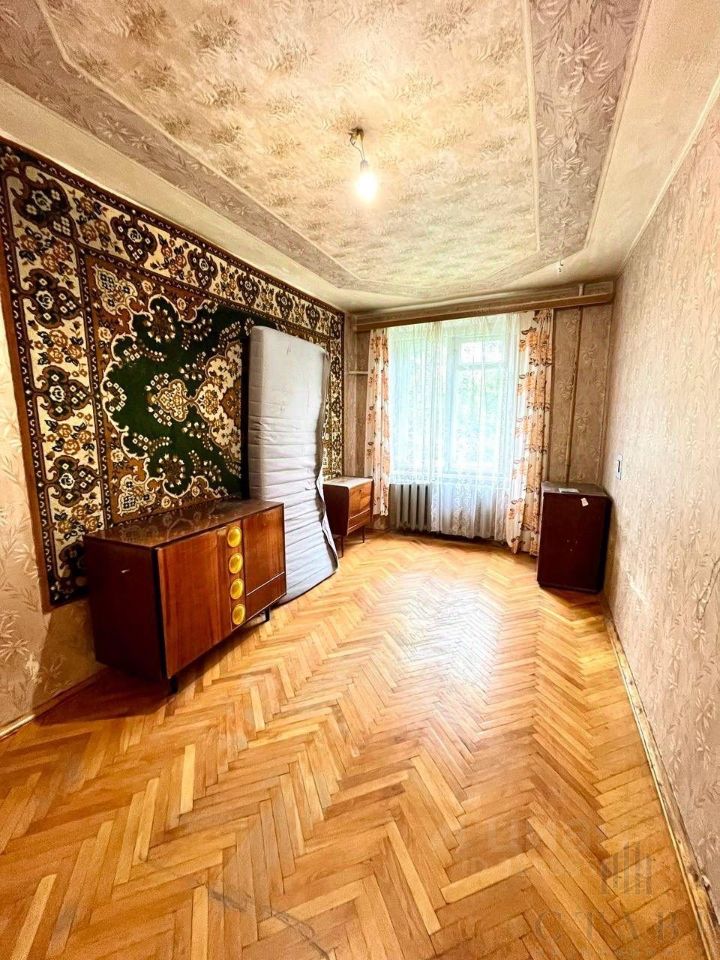 Продажа 3-комн квартиры на вторичном рынке Красное Село, Гвардейская улица, 6к2
