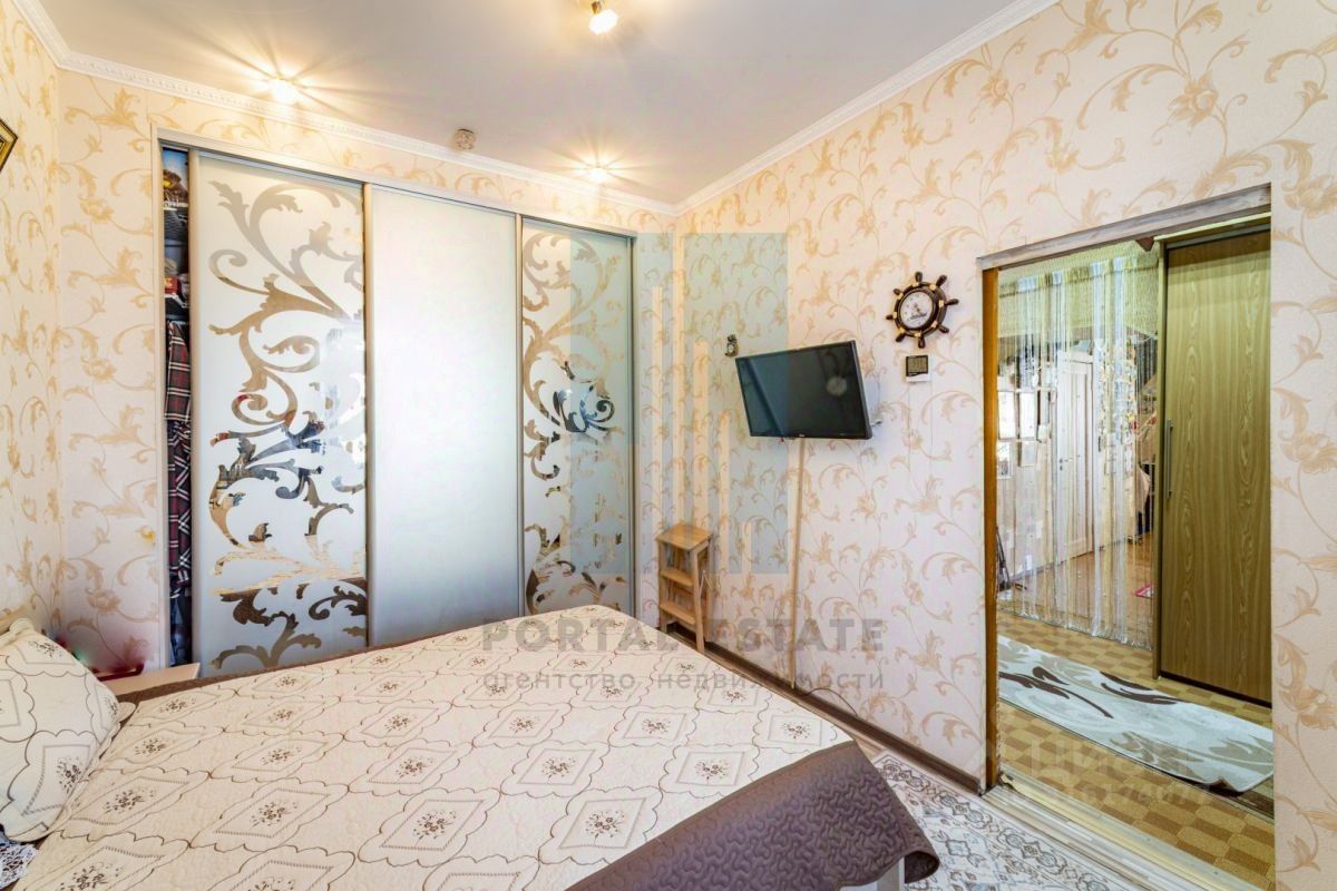Продажа 4-комн квартиры на вторичном рынке Подольск, Александровский проезд, 19