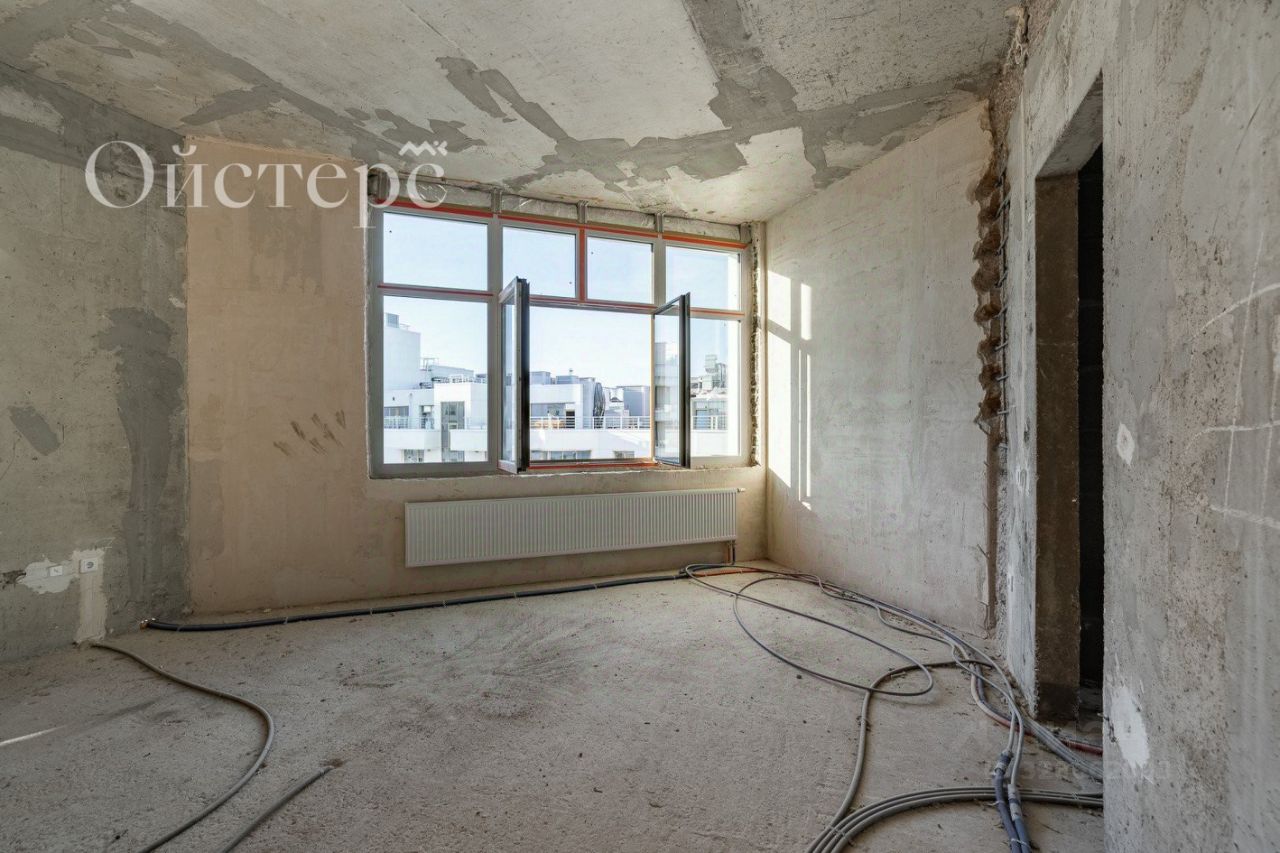 Продажа 3-комн квартиры на вторичном рынке Ждановская улица, 45