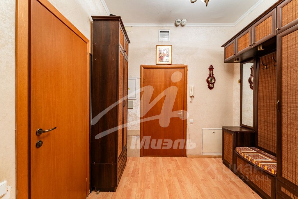 Продажа 1-комн квартиры на вторичном рынке улица Маршала Соколовского, 1