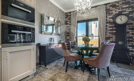 Продажа 4-комн квартиры на вторичном рынке Шлюзовая набережная,  д. 2А