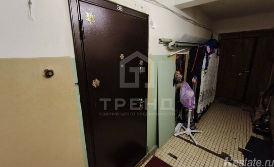 Продажа 2-комн квартиры на вторичном рынке Крыленко ул,  д. 5