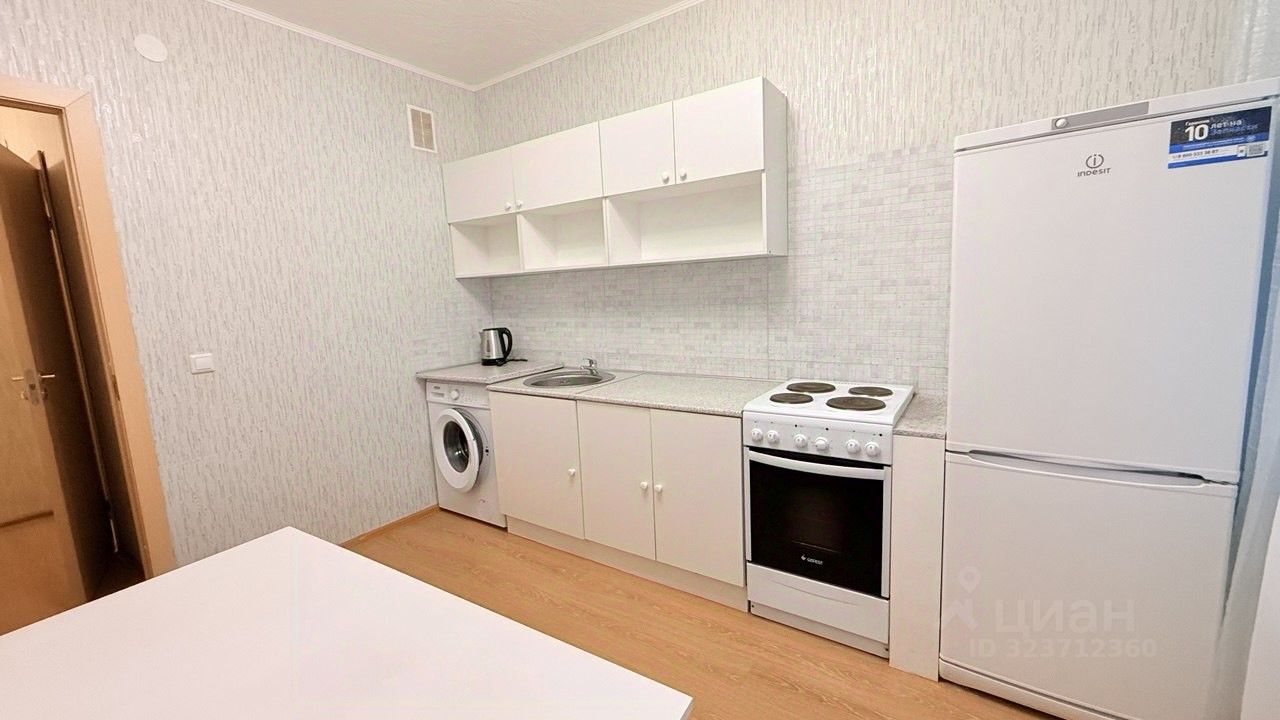 Продажа 1-комн квартиры на вторичном рынке пос. Щеглово, 90