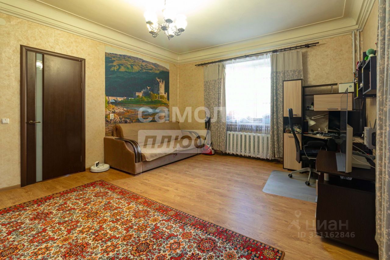 Продажа 2-комн квартиры на вторичном рынке Климовск мкр, улица Ленина, 16