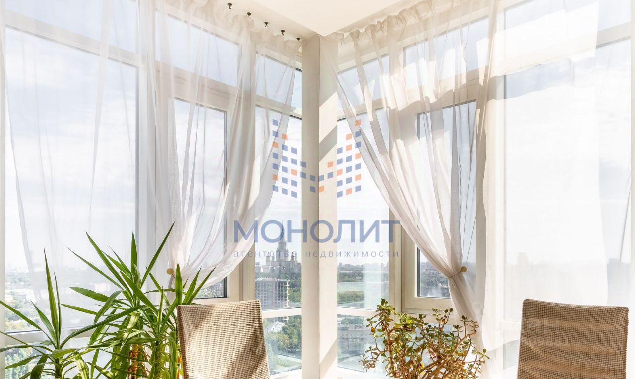 Продажа 3-комн квартиры на вторичном рынке Мосфильмовская улица, 70к3