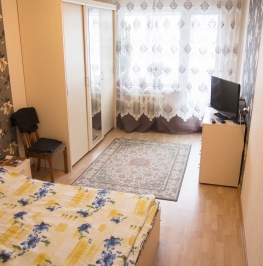 Продажа 2-комн квартиры на вторичном рынке Бугры п, Полевая ул ,  д. 7