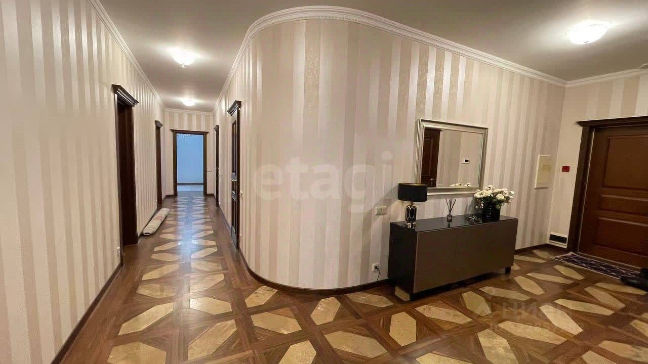 Аренда 4-комн квартиры на вторичном рынке Ломоносовский проспект, 29к1