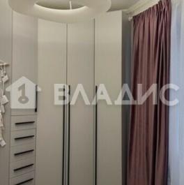 Продажа 3-комн квартиры на вторичном рынке ул Барклая,  д. 5,  к. 5