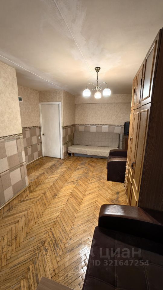 Продажа 1-комн квартиры на вторичном рынке Кронштадтский бульвар, 41