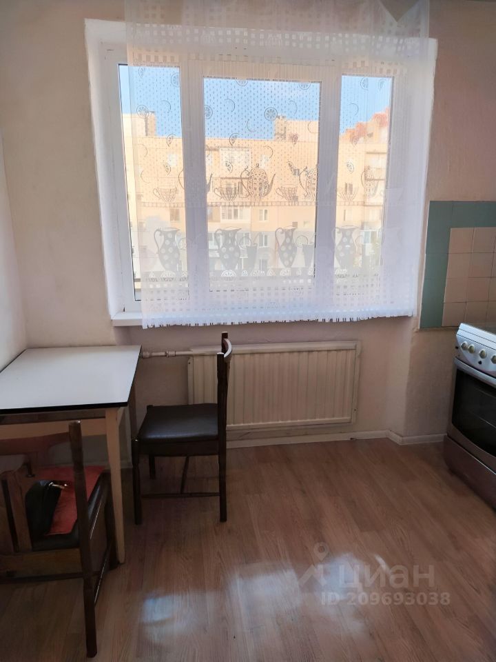 Аренда 1-комн квартиры на вторичном рынке Искровский проспект, 15К2