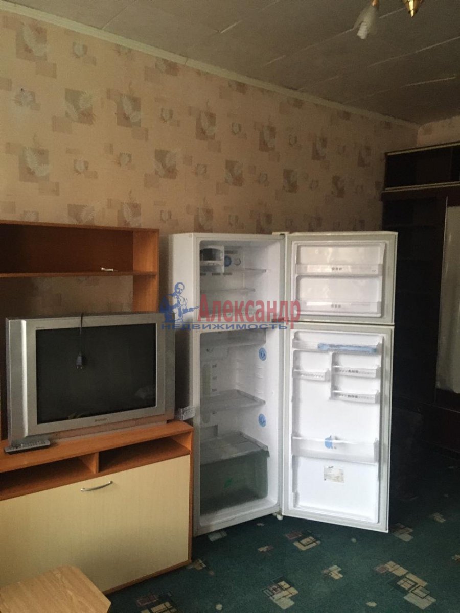 Продажа комнаты 13-я Красноармейская ул. ,  д. 16