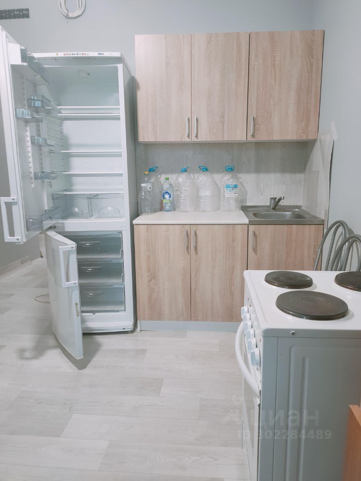 Аренда 3-комн квартиры на вторичном рынке Апрелевка, улица Парковая, 9