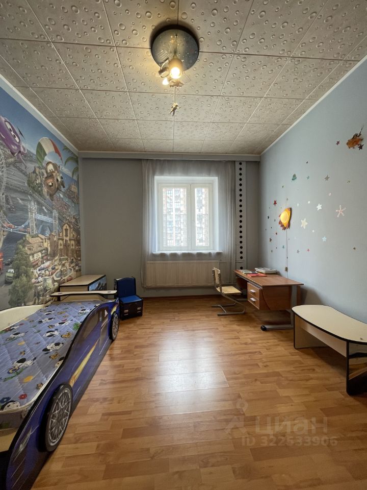 Продажа 3-комн квартиры на вторичном рынке Коломяжский проспект, 20