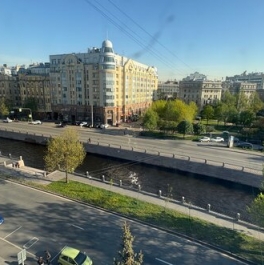 Продажа 2-комн квартиры на вторичном рынке наб Реки Карповки,  д. 15/14