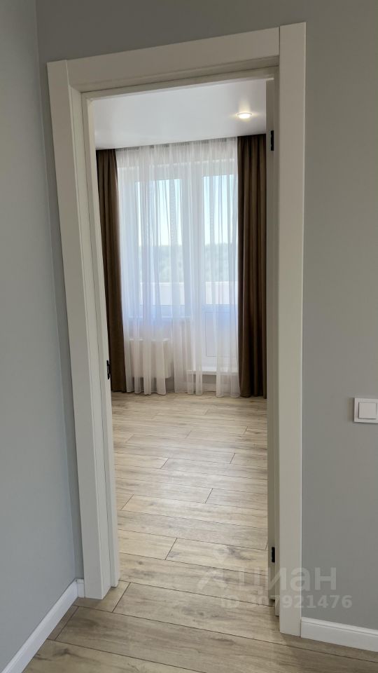 Продажа 3-комн квартиры на вторичном рынке Днепропетровская улица, 27к1