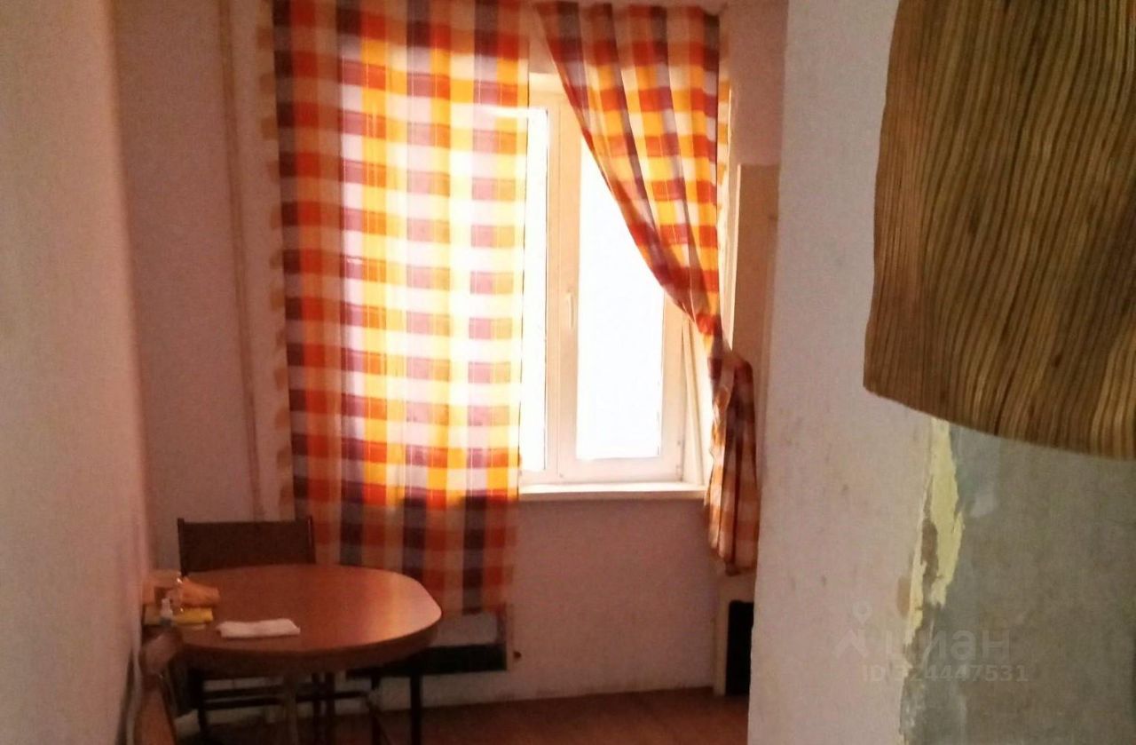 Продажа 3-комн квартиры на вторичном рынке Наро-Фоминск, улица Маршала Г.К. Жукова, 18