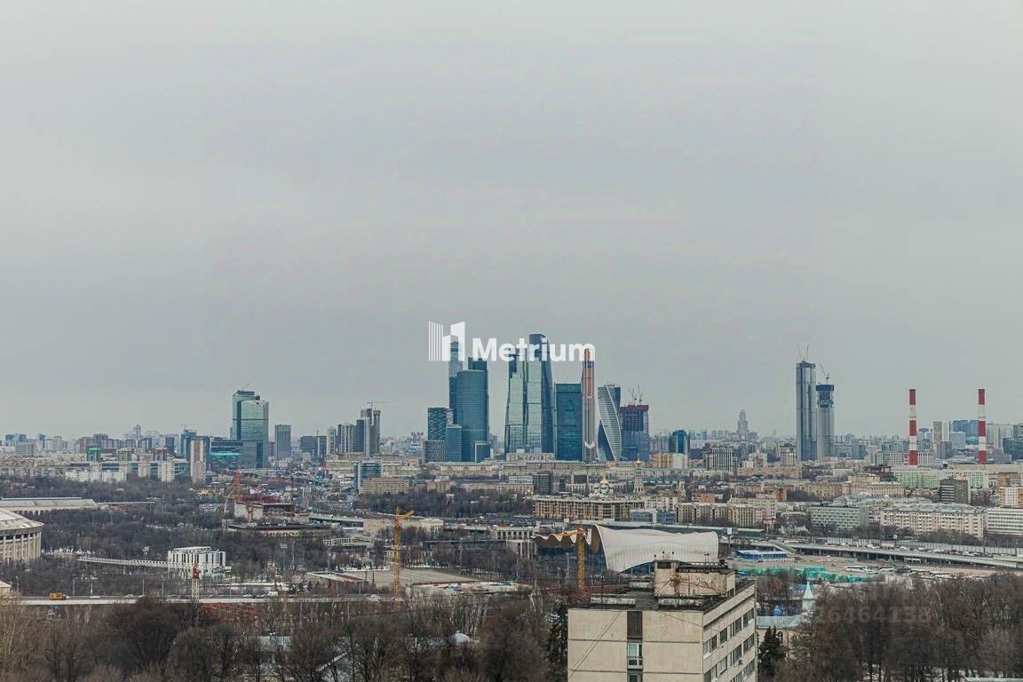 Продажа 4-комн квартиры на вторичном рынке Ленинский проспект, 38Ак3