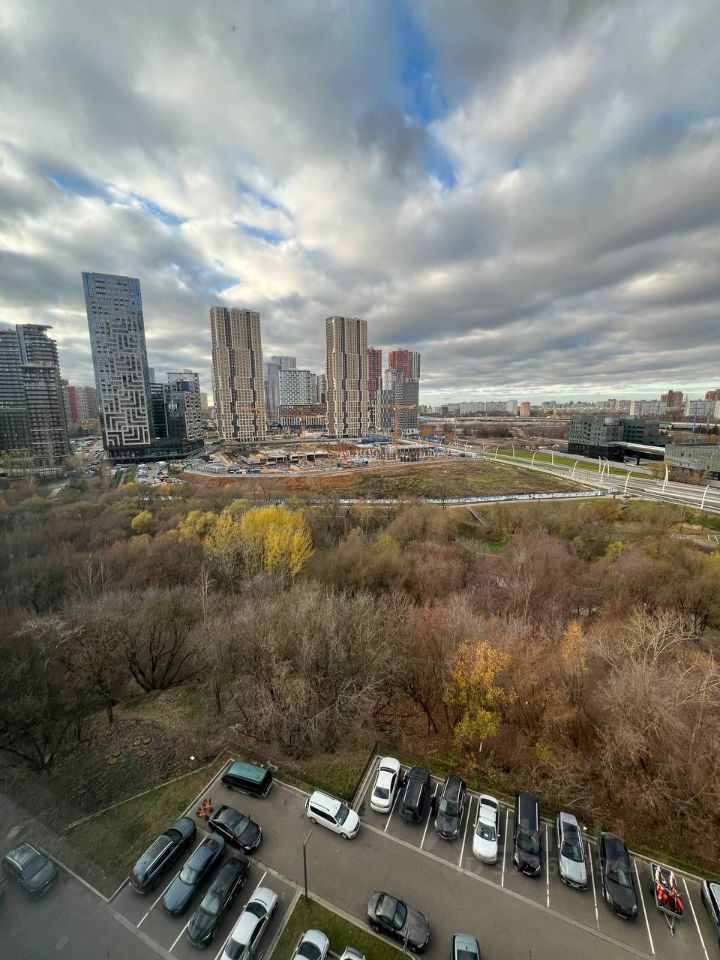 Продажа 3-комн квартиры на вторичном рынке Мичуринский проспект, 56