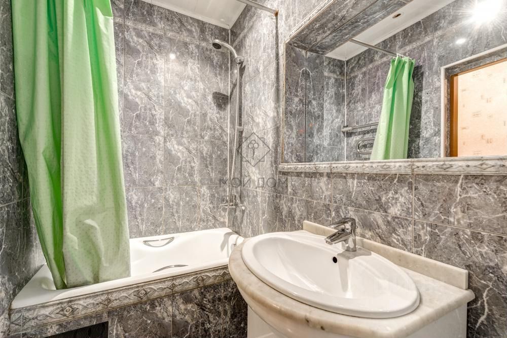 Аренда 2-комн квартиры на вторичном рынке улица Дмитрия Ульянова, 24К4