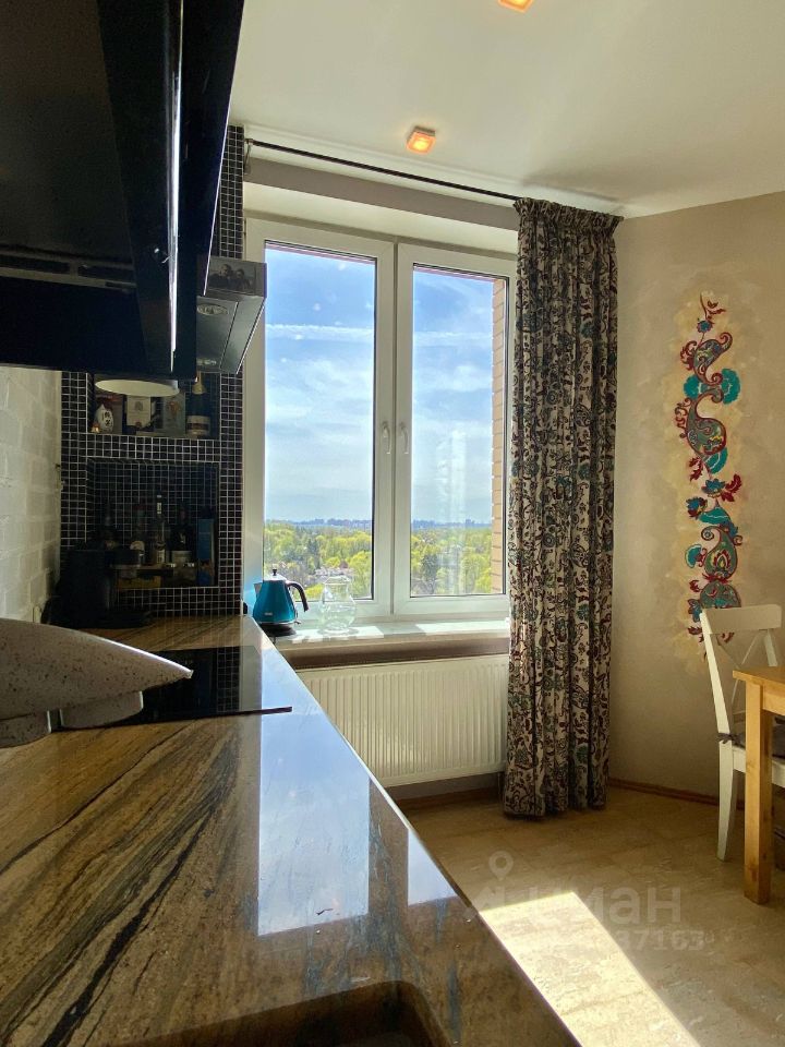 Продажа 2-комн квартиры на вторичном рынке Выборгское шоссе, 17к1