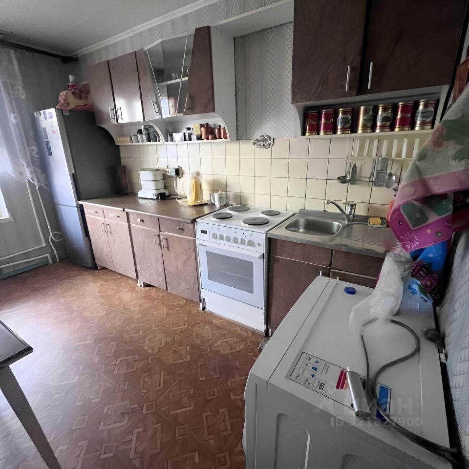 Продажа 1-комн квартиры на вторичном рынке Менделеево пгт, Левобережная улица, 3