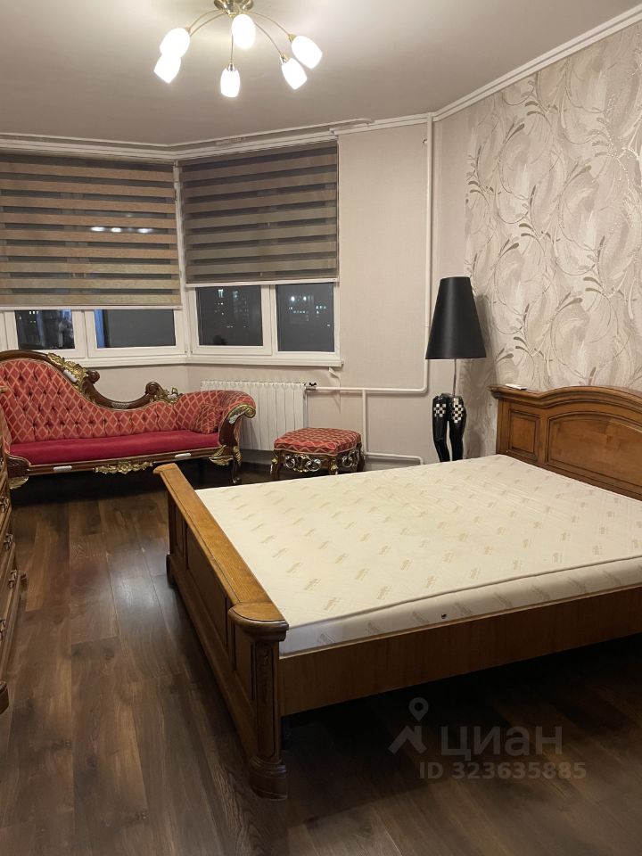 Продажа 1-комн квартиры на вторичном рынке Большая Очаковская улица, 3