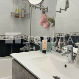 Продажа 3-комн квартиры на вторичном рынке проезд Карамзина,  д. 5