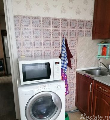 Продажа 2-комн квартиры на вторичном рынке Брошевский пер,  д. 8