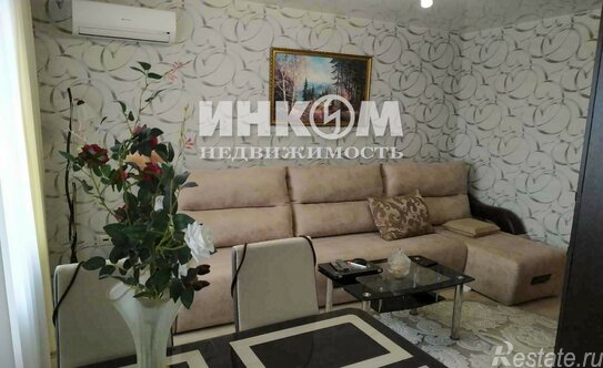 Аренда 2-комн квартиры на вторичном рынке улица Чугунные Ворота,  д. 17