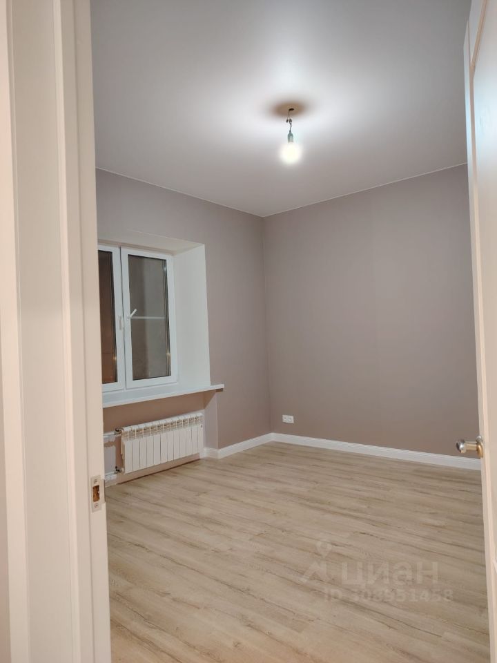 Продажа 2-комн квартиры на вторичном рынке переулок Сверчков, 10С1