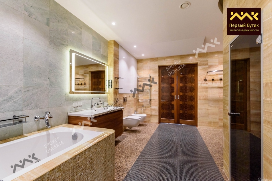 Продажа 3-комн квартиры на вторичном рынке Динамо пр-кт,  д. 6