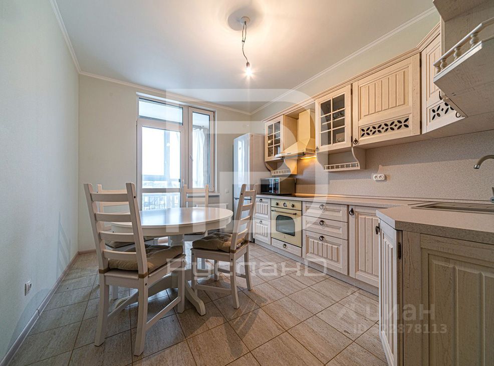 Продажа 2-комн квартиры на вторичном рынке Липовая аллея, 15